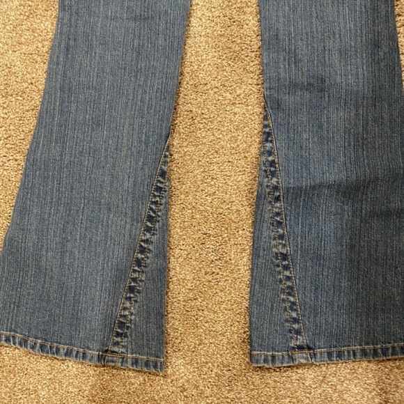 Victoria’s Secret London Jeans Flare Denim Women’s Sz 2 short Y2K Vintage NEW - Picture 5 of 10